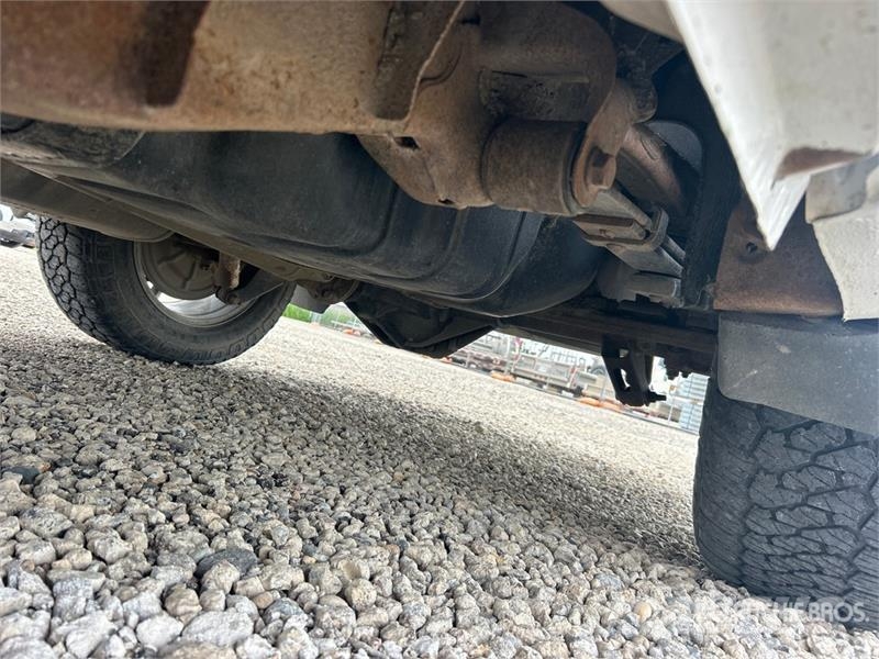 Chevrolet Silverado 1500 4x4 Crew Cab Pickup Další