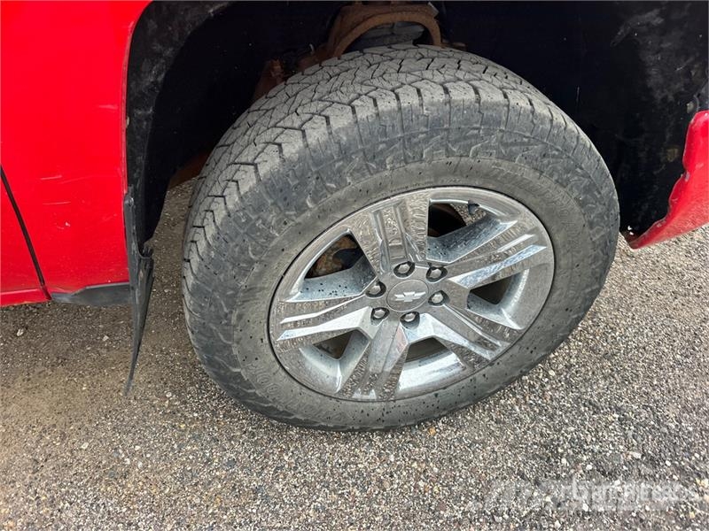 Chevrolet Silverado 1500 4x4 Dual Cab Pickup Furgoni altro