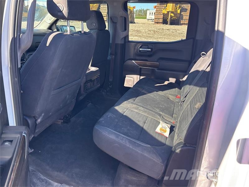 Chevrolet Silverado 1500 4x4 Crew Cab Pickup Інше