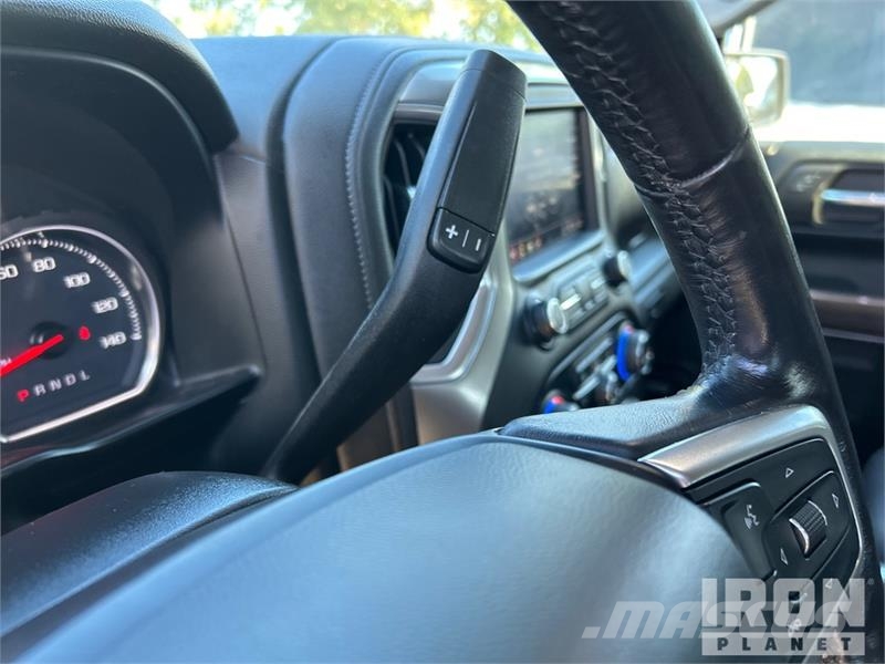 Chevrolet Silverado 1500 RST 4x4 Crew Cab Pickup Drugi