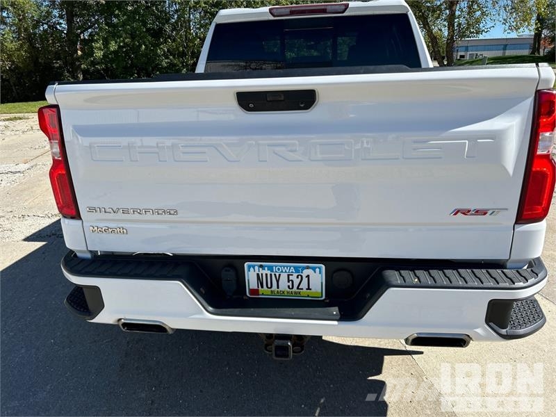 Chevrolet Silverado 1500 RST 4x4 Crew Cab Pickup Drugi
