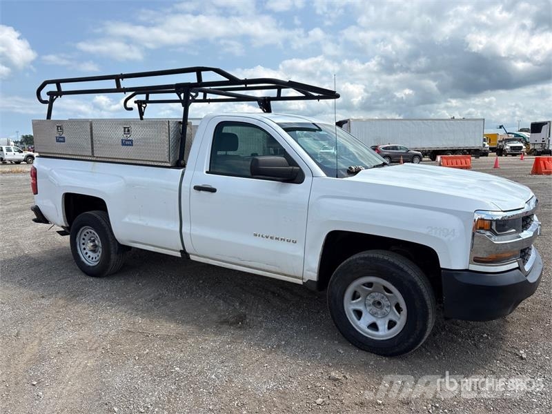 Chevrolet Silverado 1500 4x2 Pickup Прочие фургоны