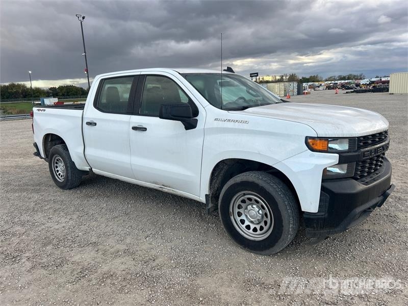 Chevrolet Silverado 1500 4x4 Crew Cab Pickup Other