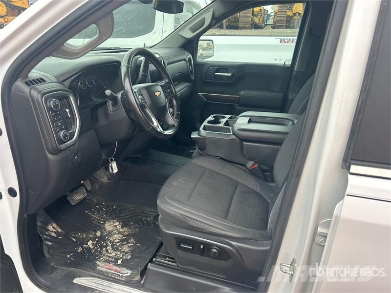 Chevrolet Silverado 1500 4x4 Crew Cab Pickup Other