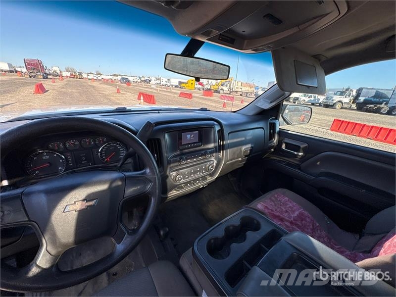 Chevrolet Silverado 1500 4x4 Pickup 其他