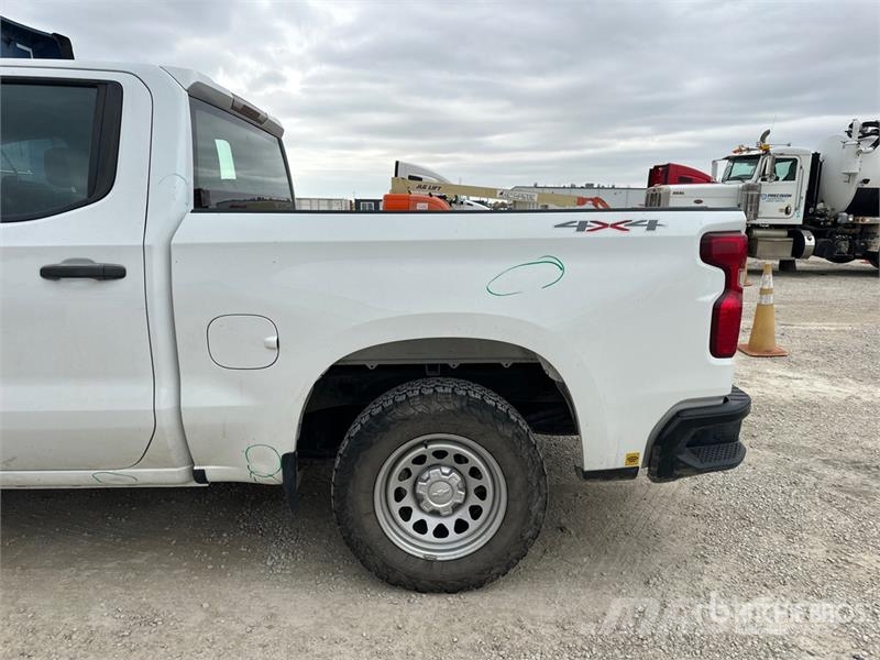 Chevrolet Silverado 1500 4x4 Crew Cab Pickup Andre