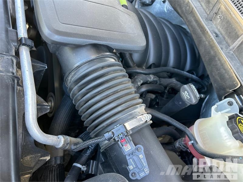 Chevrolet Silverado 1500 RST 4x4 Crew Cab Pickup Drugi