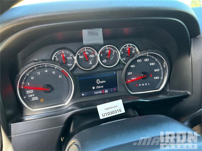 Chevrolet Silverado 1500 RST 4x4 Crew Cab Pickup Drugi