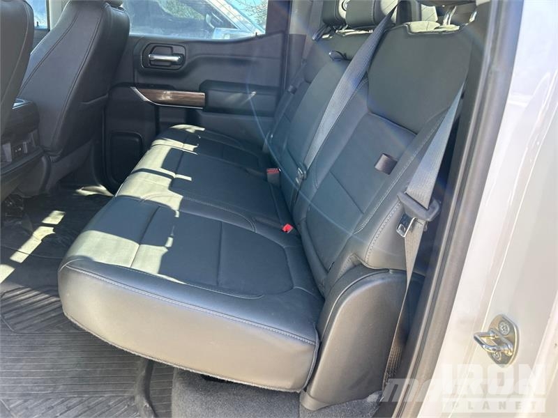 Chevrolet Silverado 1500 RST 4x4 Crew Cab Pickup Drugi