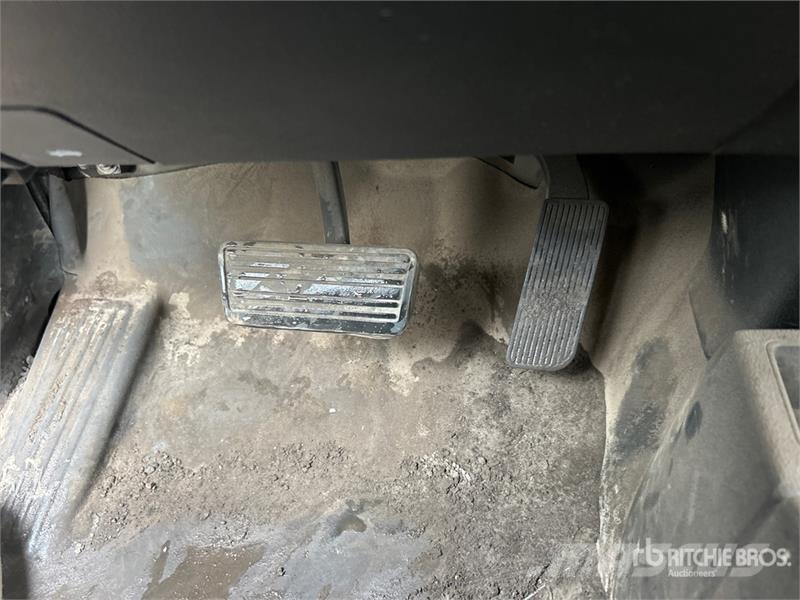 Chevrolet Silverado 1500 4x4 Crew Cab Pickup 其他