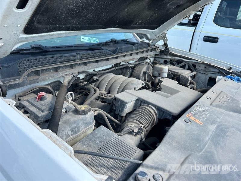 Chevrolet Silverado 1500 4x4 Dual Cab Pickup Otras furgonetas