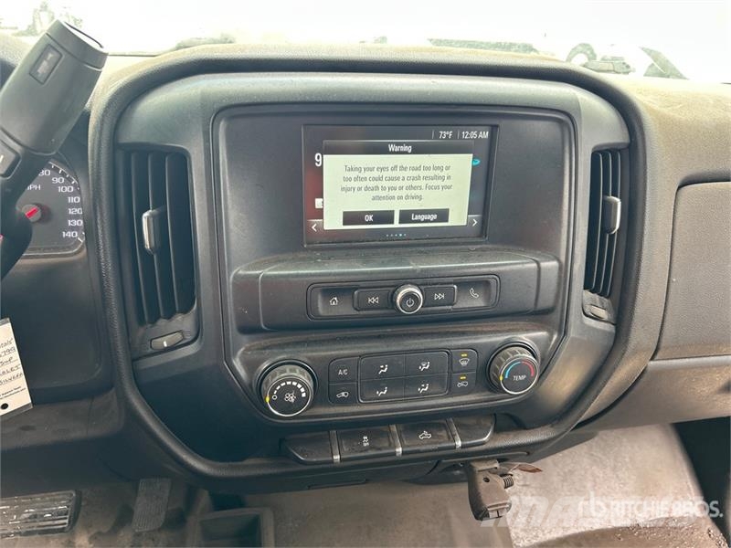 Chevrolet Silverado 1500 4x4 Crew Cab Pickup 其他