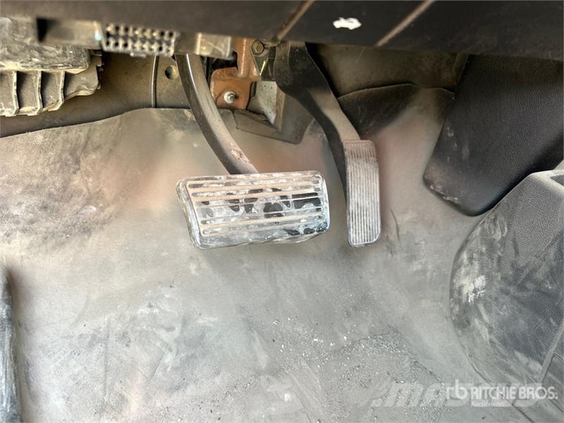 Chevrolet Silverado 1500 4x4 Dual Cab Pickup Otras furgonetas