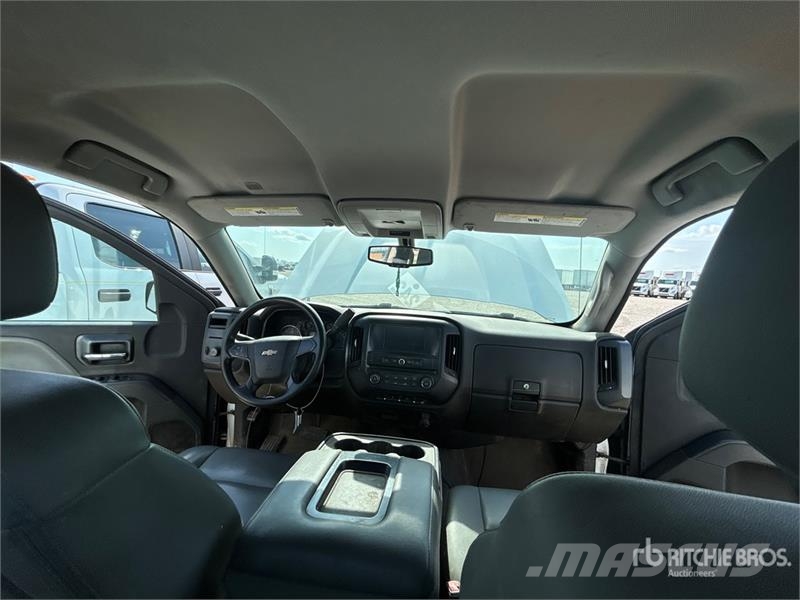 Chevrolet Silverado 1500 4x4 Dual Cab Pickup Otras furgonetas