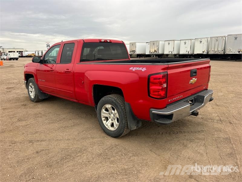 Chevrolet Silverado 1500 4x4 Dual Cab Pickup Furgoni altro