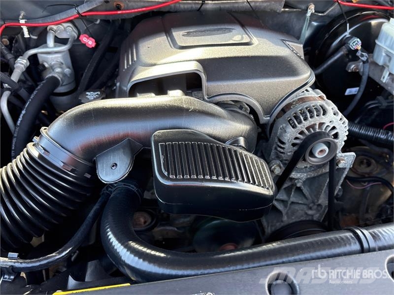 Chevrolet Silverado 1500 4x4 Extended Cab Pickup Diger