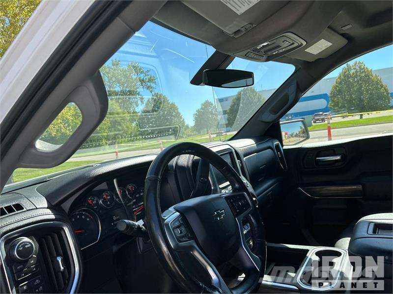 Chevrolet Silverado 1500 RST 4x4 Crew Cab Pickup Drugi
