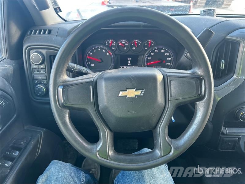 Chevrolet Silverado 1500 4x4 Crew Cab Pickup Other