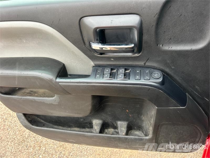 Chevrolet Silverado 1500 4x4 Dual Cab Pickup Furgoni altro