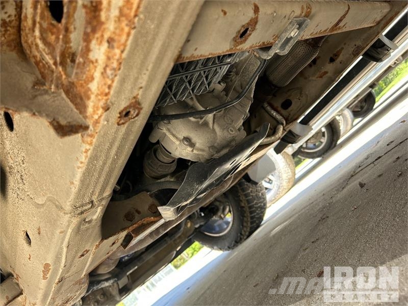 Chevrolet Silverado 1500 RST 4x4 Crew Cab Pickup Drugi
