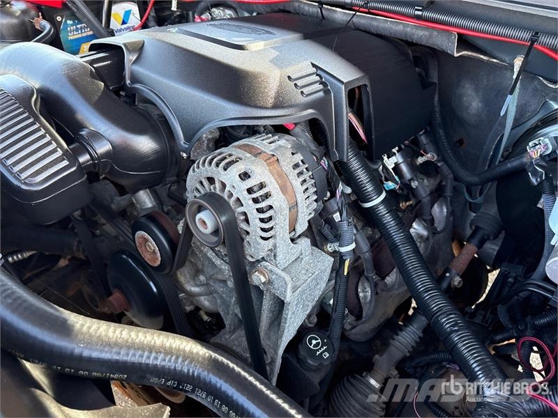 Chevrolet Silverado 1500 4x4 Extended Cab Pickup Diger