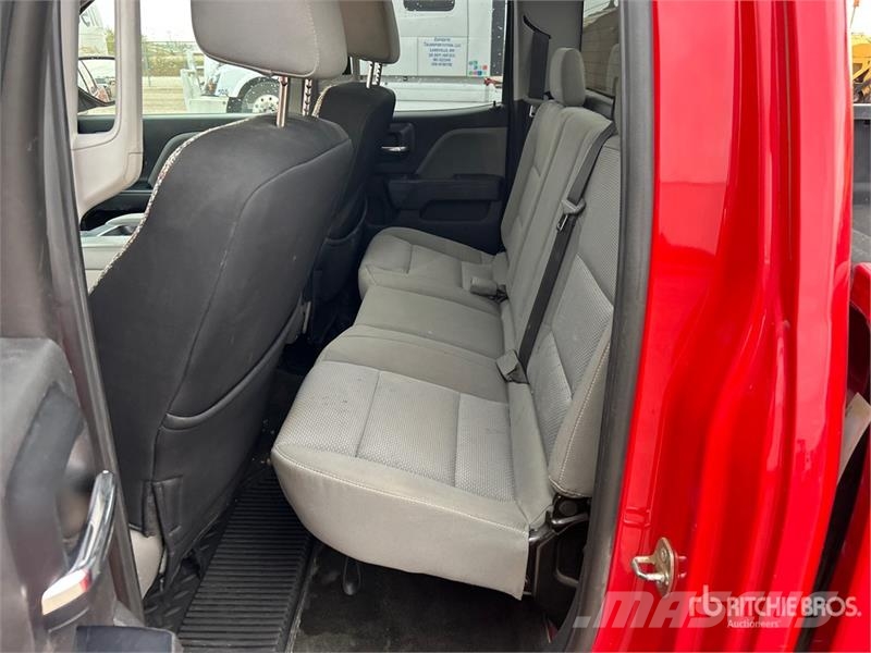 Chevrolet Silverado 1500 4x4 Dual Cab Pickup Furgoni altro