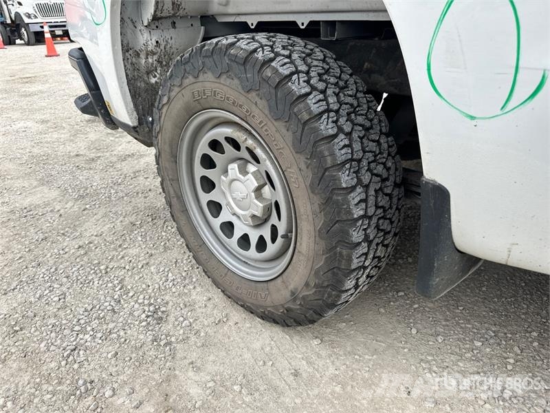 Chevrolet Silverado 1500 4x4 Crew Cab Pickup Andre
