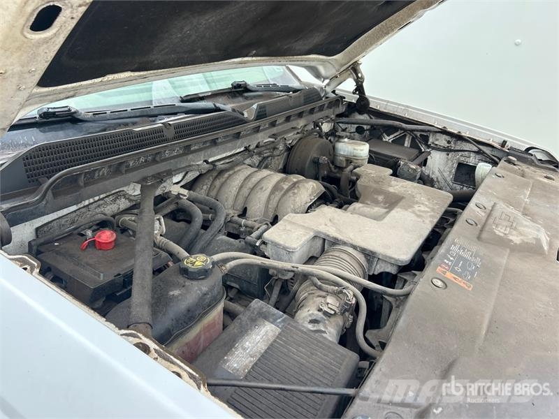 Chevrolet Silverado 1500 4x4 Crew Cab Pickup 其他