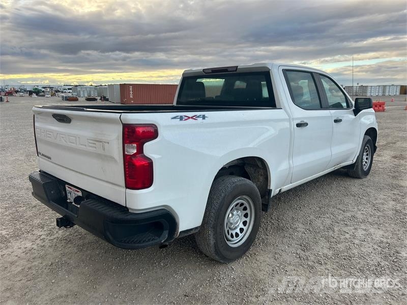 Chevrolet Silverado 1500 4x4 Crew Cab Pickup Other