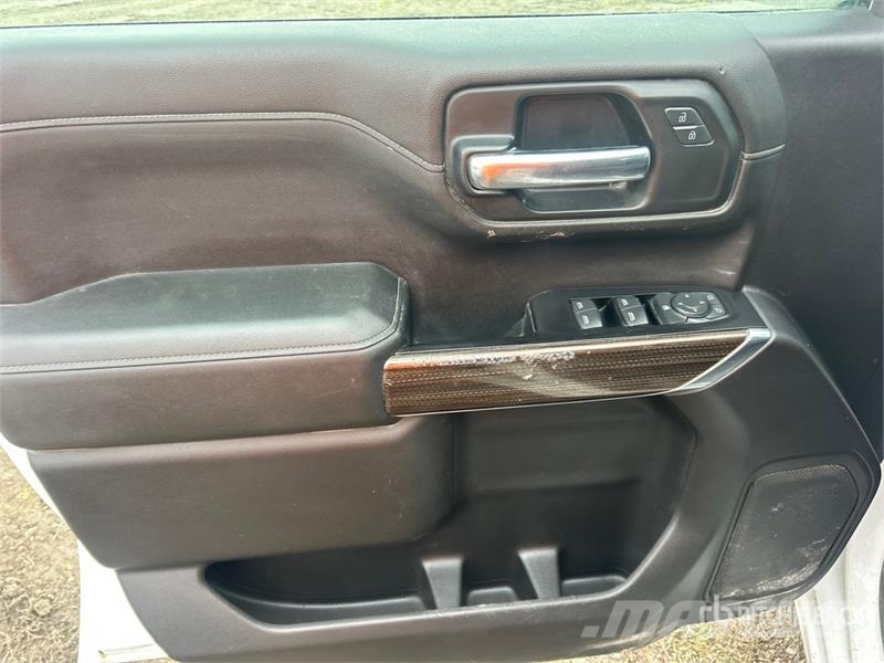 Chevrolet Silverado 1500 4x4 Crew Cab Pickup Other