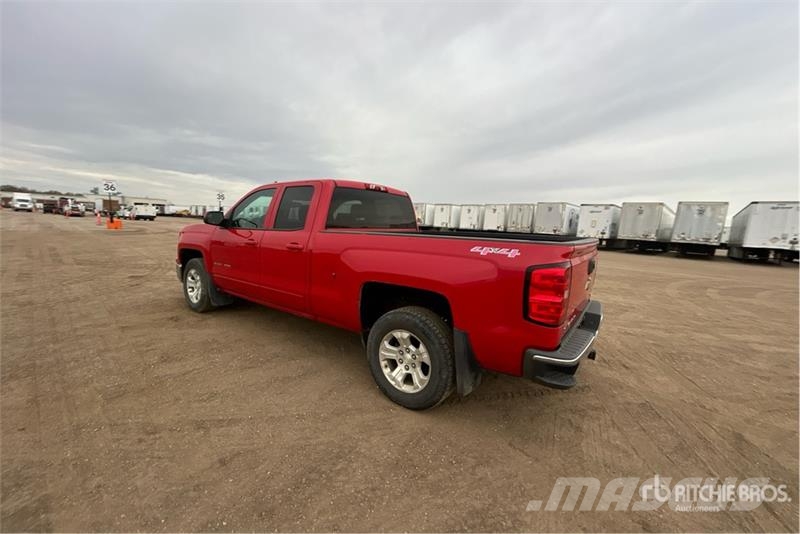 Chevrolet Silverado 1500 4x4 Dual Cab Pickup Furgoni altro