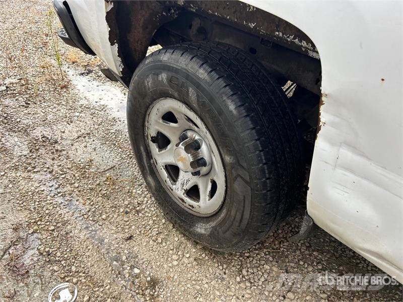 Chevrolet Silverado 1500 4x4 Crew Cab Pickup 其他