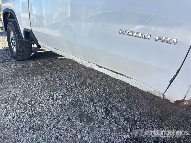 Chevrolet Silverado 2500HD Z71 4x4 Crew Cab Pickup Citi