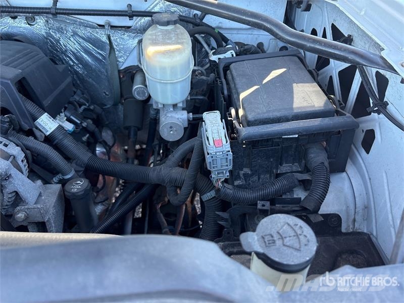 Chevrolet Silverado 2500HD 4x2 Utility Truck Utilitaire benne