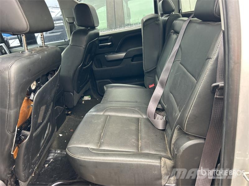 Chevrolet Silverado 2500 HD LTZ 4x4 Crew Cab Pickup (Inopera Други