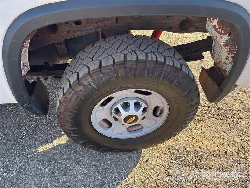 Chevrolet Silverado 2500 HD 4x4 Crew Cab Pickup Ostalo