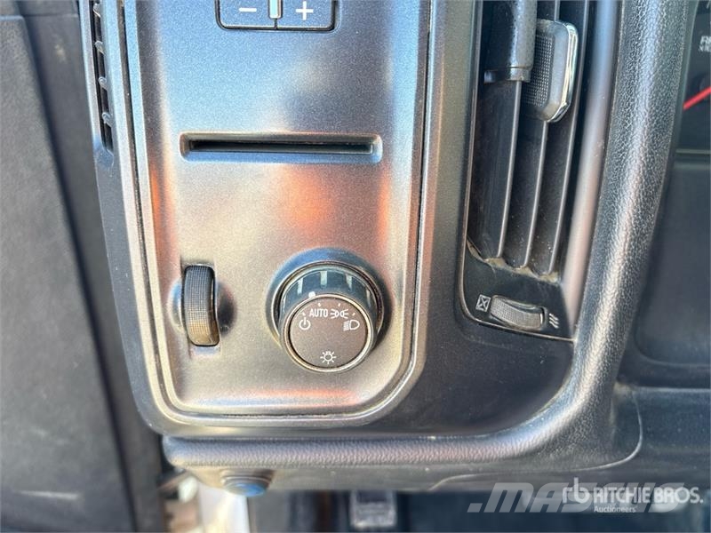 Chevrolet Silverado 2500HD Pickup/Pritschenwagen