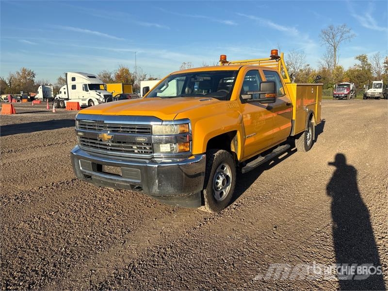 Chevrolet Silverado 2500HD 4x2 Crew Cab Utility Truck Pickup/Pritschenwagen