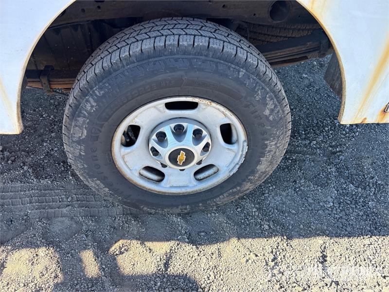 Chevrolet Silverado 2500HD 4x2 Utility Truck Utilitaire benne