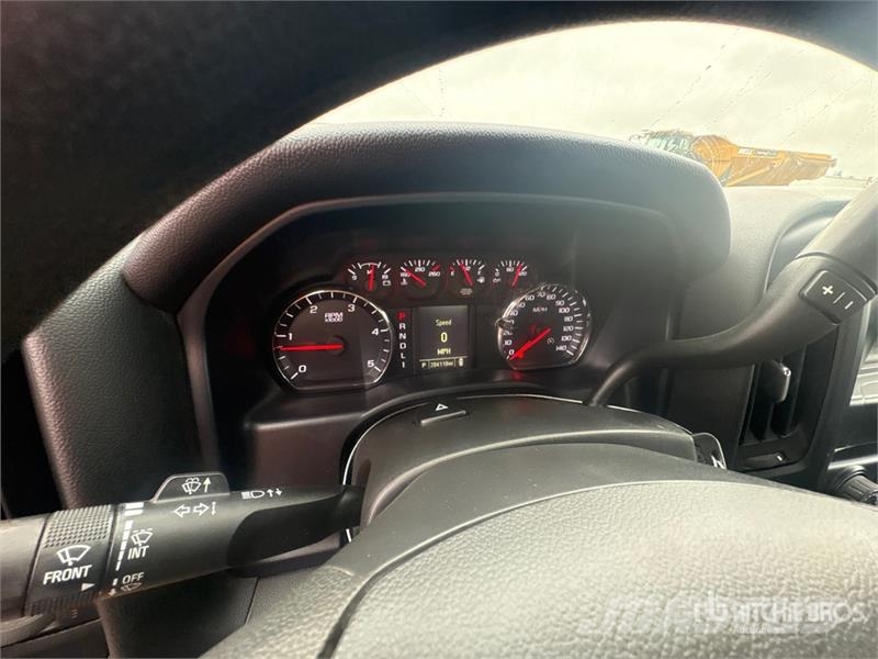 Chevrolet Silverado 2500HD 4x4 Crew Cab Utility Truck Pick up/Dropside