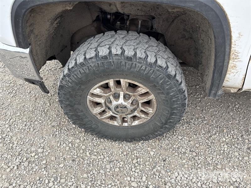 Chevrolet Silverado 2500HD Andere Transporter