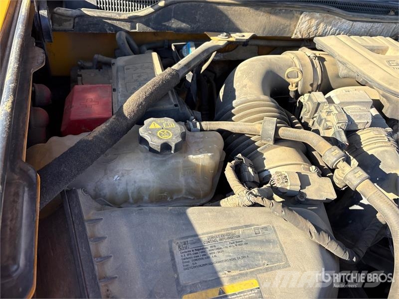 Chevrolet Silverado 2500HD شاحنات خفيفة/مفصلية الجوانب