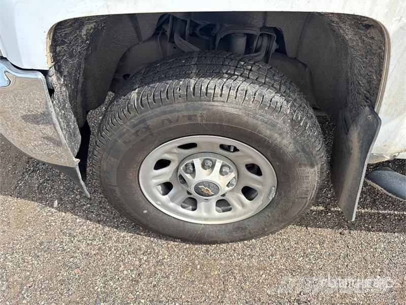 Chevrolet Silverado 2500HD Camion con sponde ribaltabili