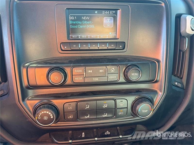 Chevrolet Silverado 2500HD 4x2 Utility Truck Utilitaire benne