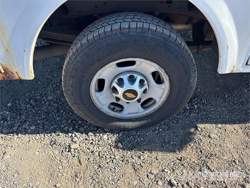 Chevrolet Silverado 2500HD 4x2 Utility Truck Utilitaire benne
