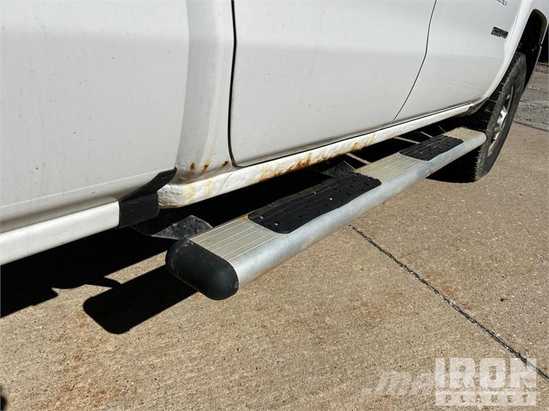 Chevrolet Silverado 2500HD 4x4 Extended Cab Pickup Drugi
