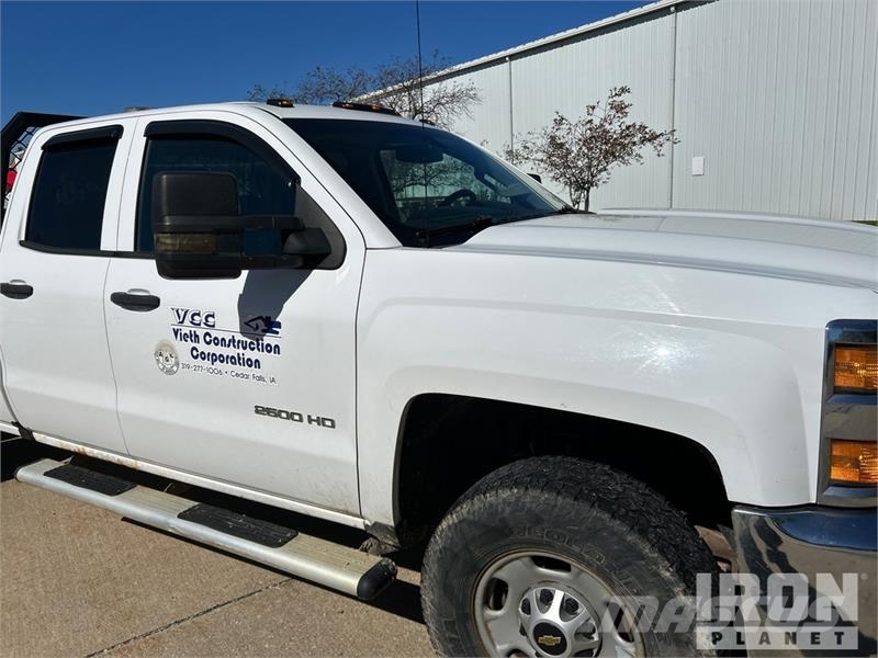 Chevrolet Silverado 2500HD 4x4 Extended Cab Pickup Drugi