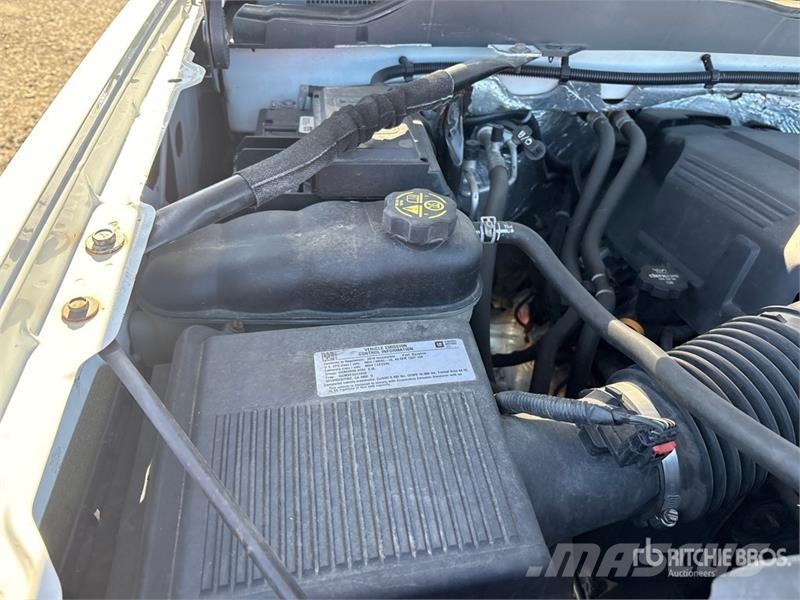 Chevrolet Silverado 2500HD 4x2 Utility Truck Utilitaire benne