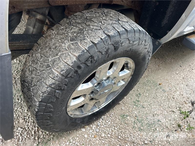 Chevrolet Silverado 2500 HD LTZ 4x4 Crew Cab Pickup (Inopera Други