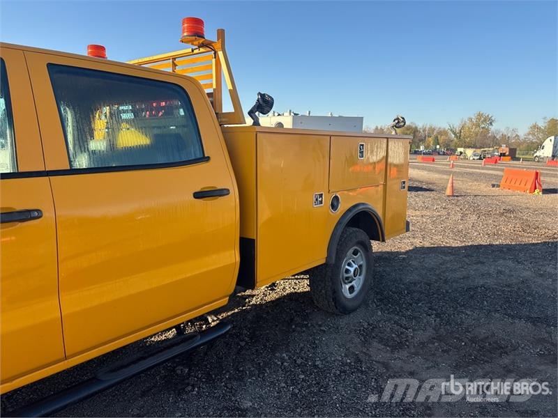 Chevrolet Silverado 2500HD Pilsētas atkritumvedēji